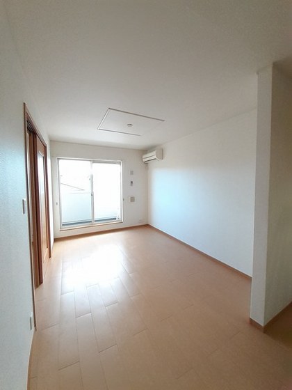 アルカンシェル D棟