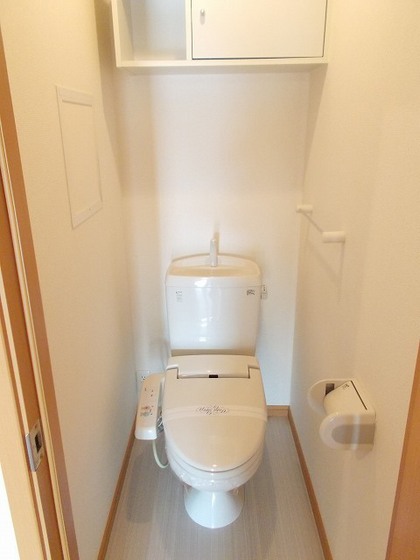 アルカンシェル D棟