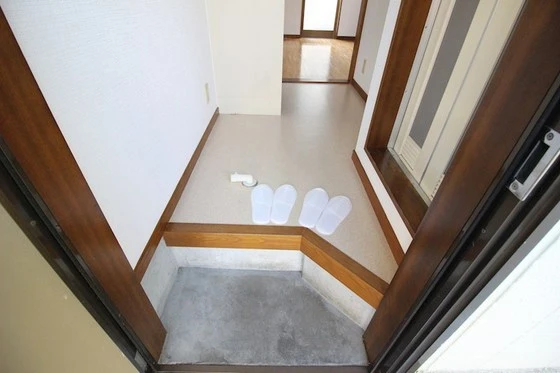 コンフレール半田