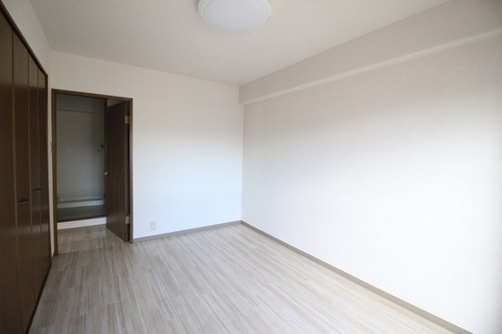 グレースコート