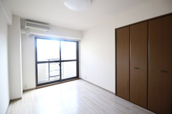 グレースコート