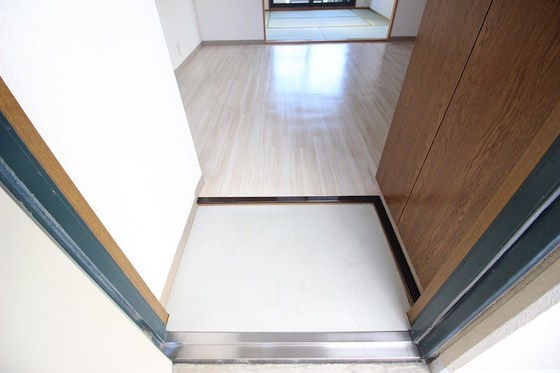 グレースコート