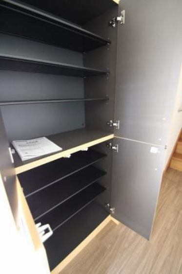 フォレスト平野A 東棟