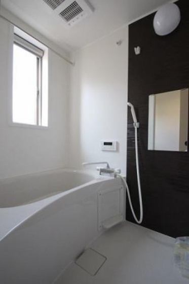 フォレスト平野A 東棟