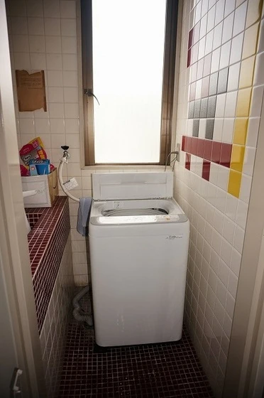 フォーボックス