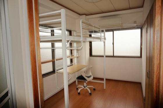 フォーボックス