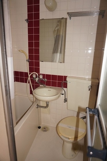 フォーボックス