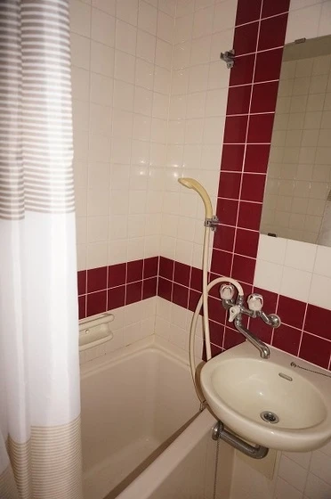 フォーボックス