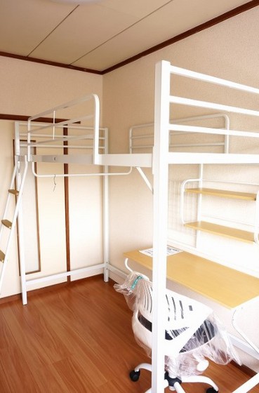 フォーボックス