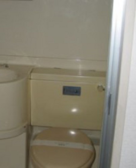 ホワイトメゾン学南2号棟