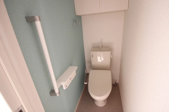 リトルナーレ伴駅前