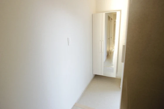 リトルナーレ伴駅前