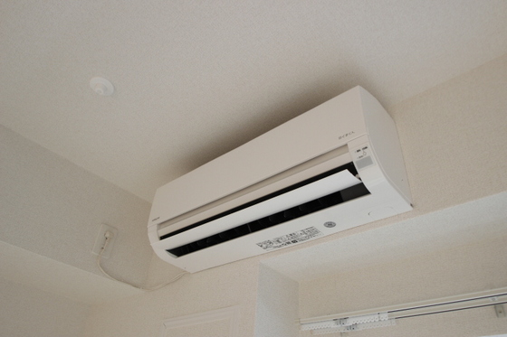 リトルナーレ伴駅前