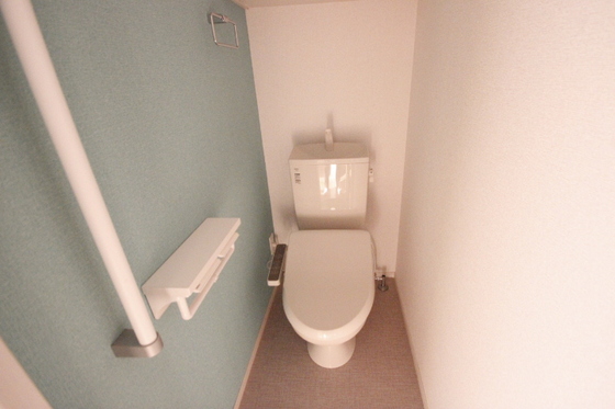 リトルナーレ伴駅前