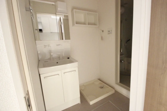 リトルナーレ伴駅前