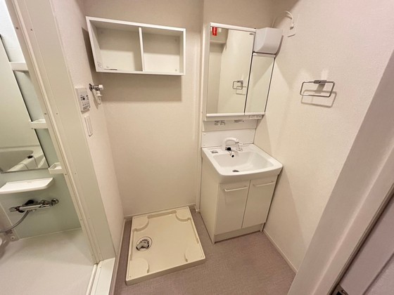 リトルナーレ伴駅前