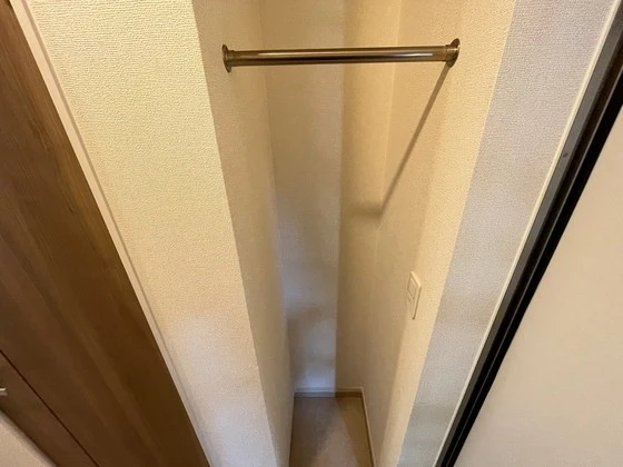 リトルナーレ伴駅前