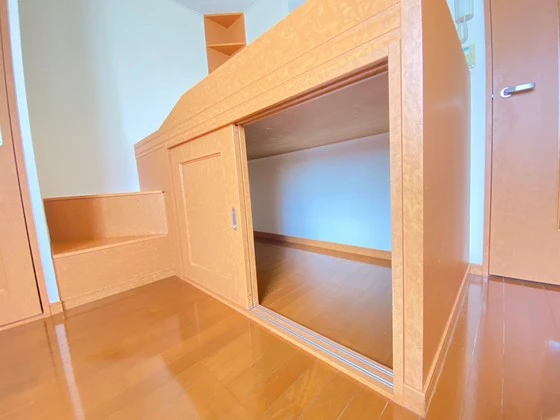 レオパレスリベイン