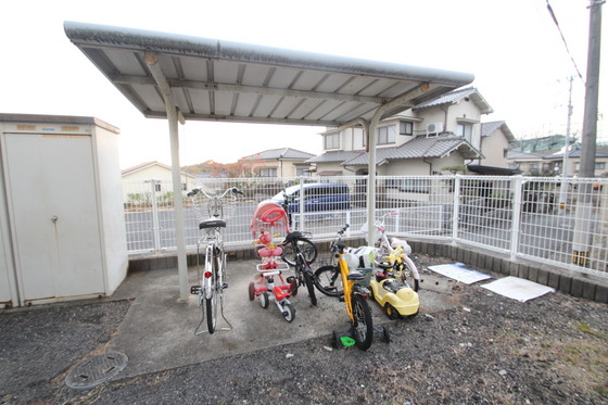 ドミール柳ヶ丘