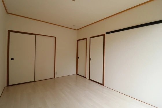 フローレス福富