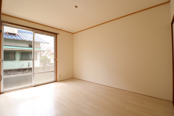 フローレス福富