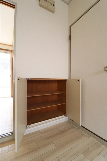 フローレス福富