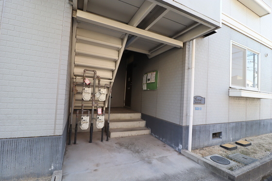 フローレス福富