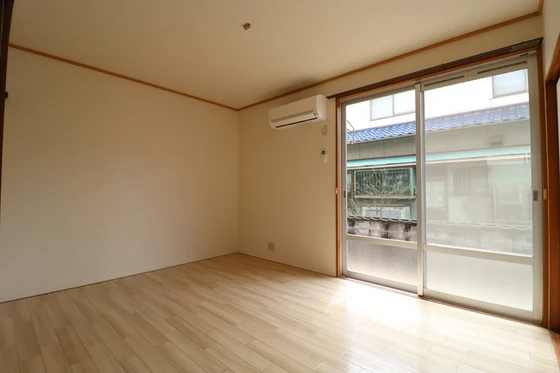 フローレス福富