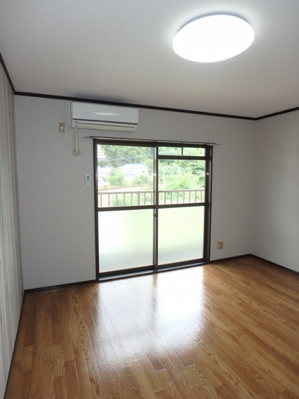 ホワイトメゾンブランセ