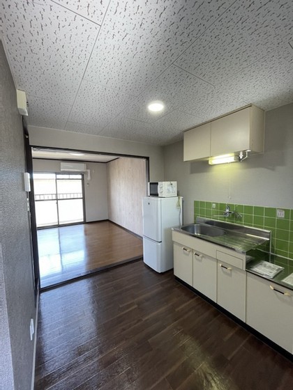 ホワイトメゾンブランセ