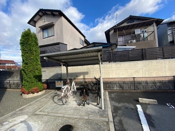 メゾン クロベルビュー A