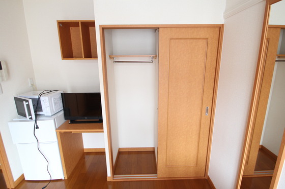 レオパレスミルラ