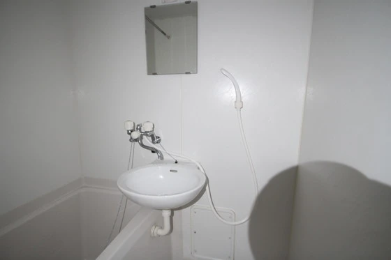 レオパレスグレース府中