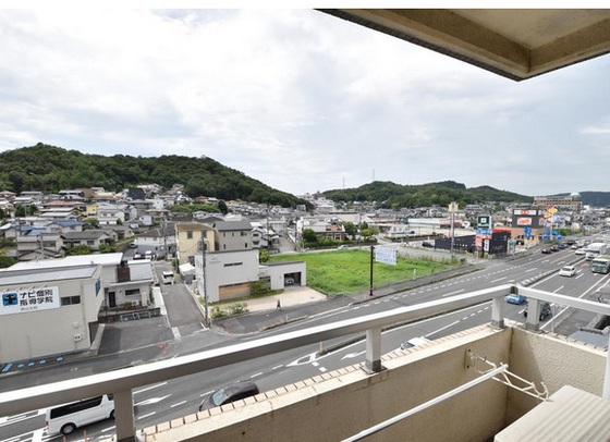 ロイヤルアクラート