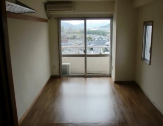 ロイヤルアクラート