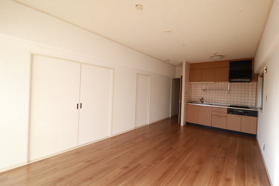 矢野ビル・ガレージ