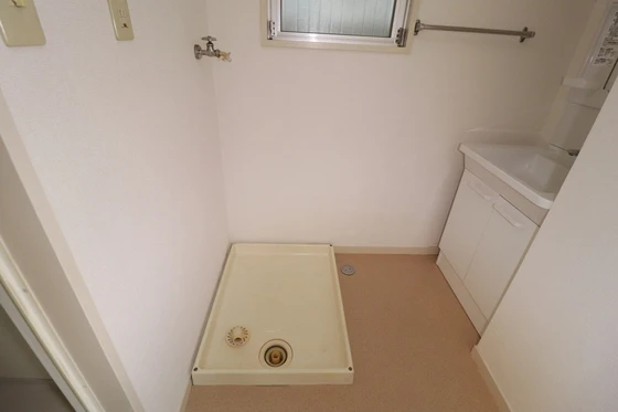 矢野ビル・ガレージ