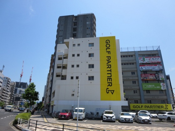 矢野ビル・ガレージ