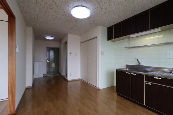 レジデンス板野