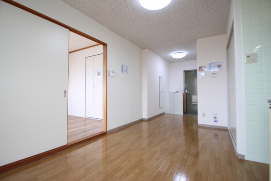 レジデンス板野