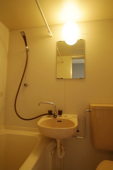 レジデンス板野