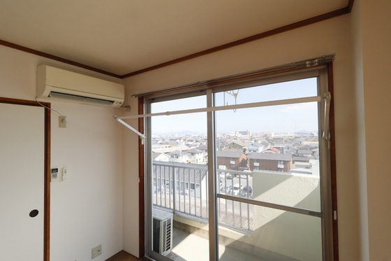 レジデンス板野