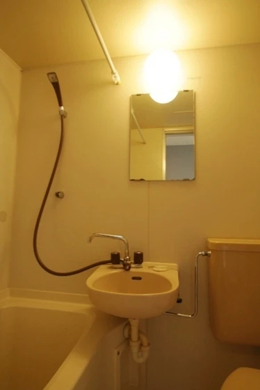 レジデンス板野