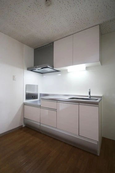 レジデンス板野