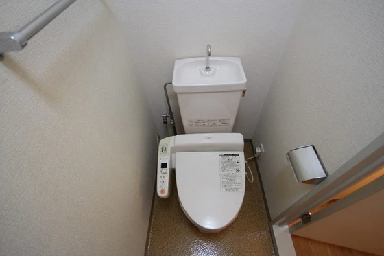 レジデンス板野