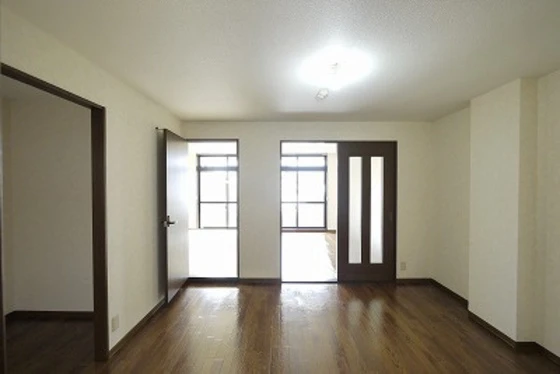 シャインブライトリー寿館