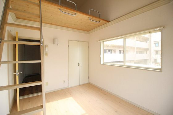 アバンティ奉還町