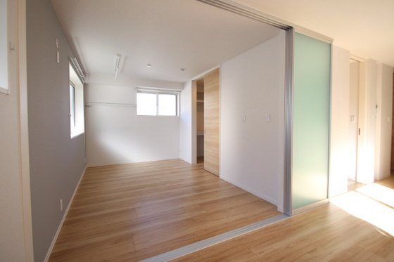 エステイ学南町