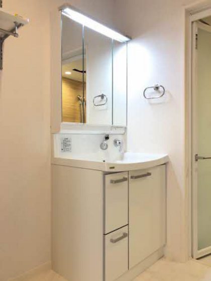 エステイ学南町