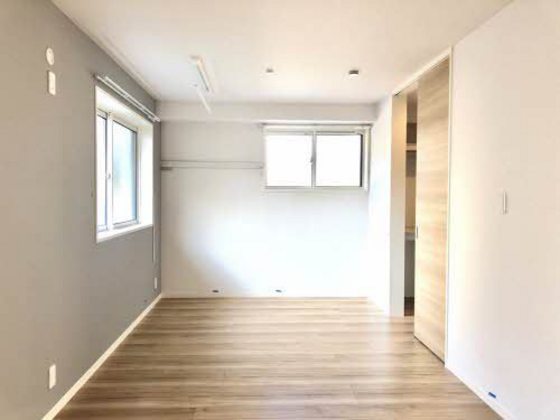 エステイ学南町